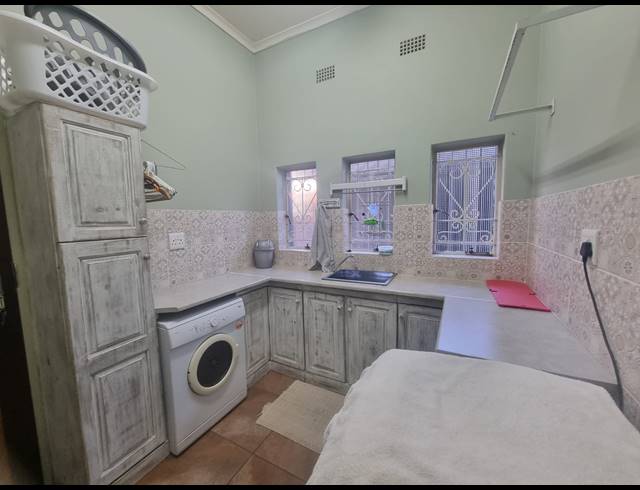 6 BEDROOM HOUSE FOR SALE IN VANDERBIJLPARK SW 5